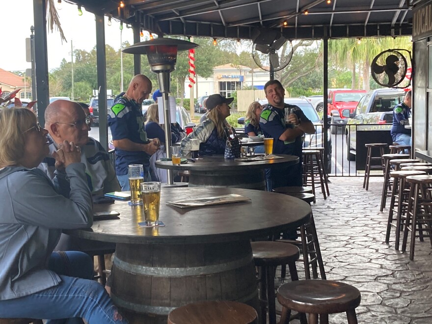 Seattle Seahawks fan club meets in Tampa