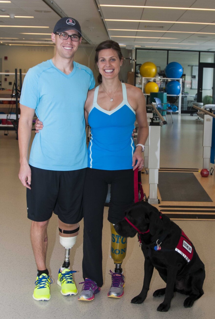 Boston Marathon victim donates prosthetic leg to amputee