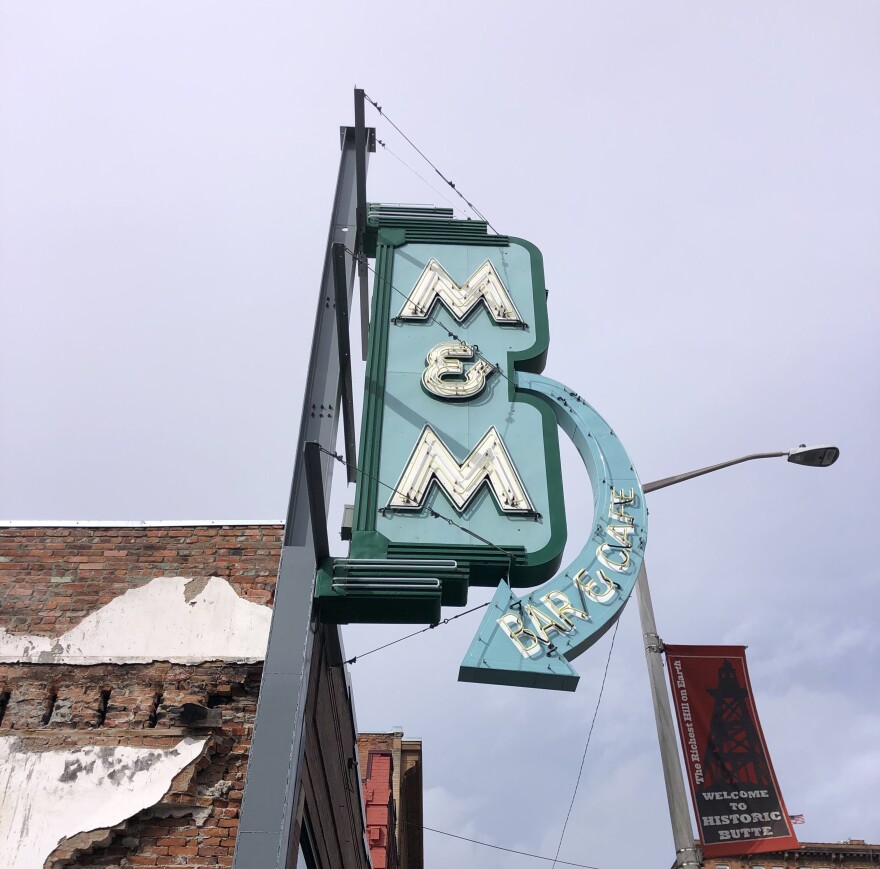 The sign at the M&M bar in Butte, MT. The bar’s original location burned down in 2021, the sign was the only part that survived the fire. It was lit up again on March 16, 2025 after being cleaned and repaired.