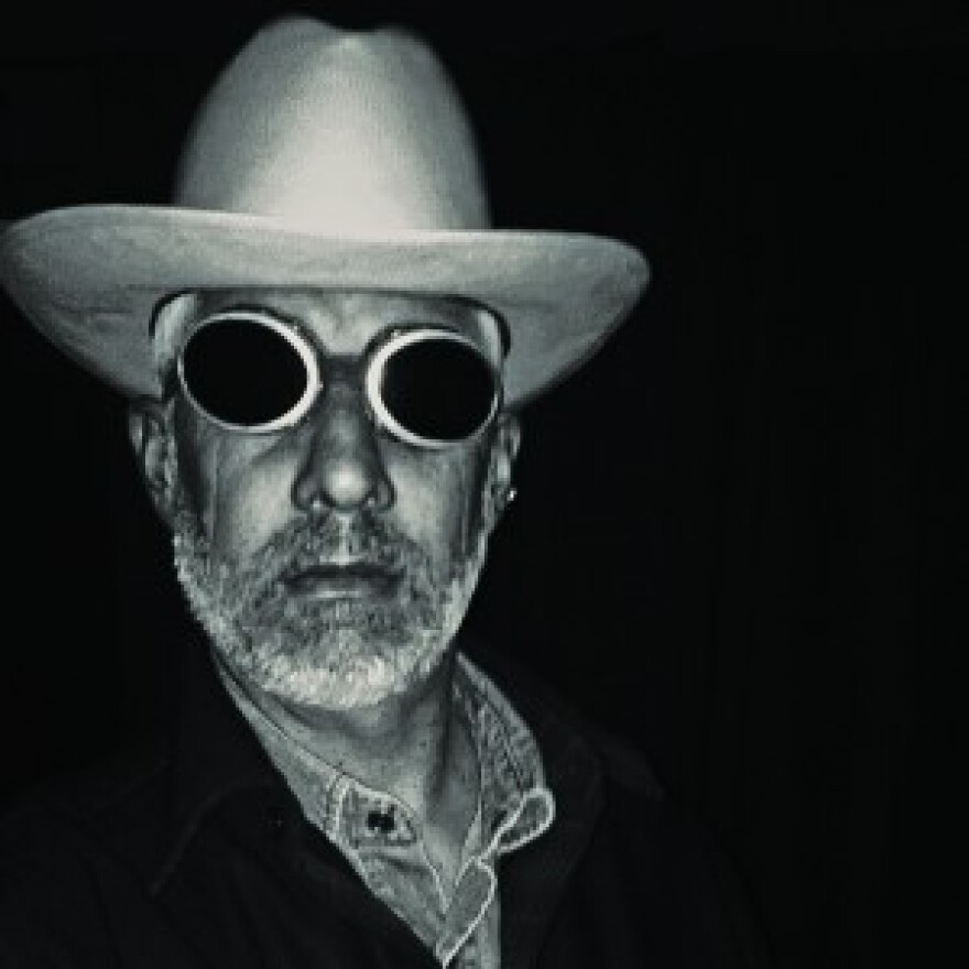 VK.Promoshot1-300x300.jpg
