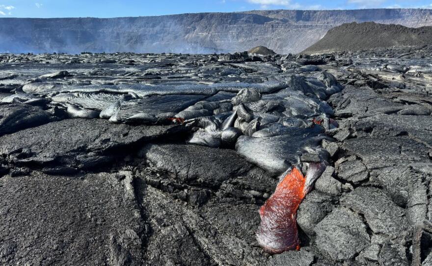 A lobe of molten pāhoehoe lava on the floor of Kīlauea caldera on Dec. 23, 2024.