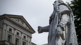 The King Louis XVI statue in downtown Louisville.