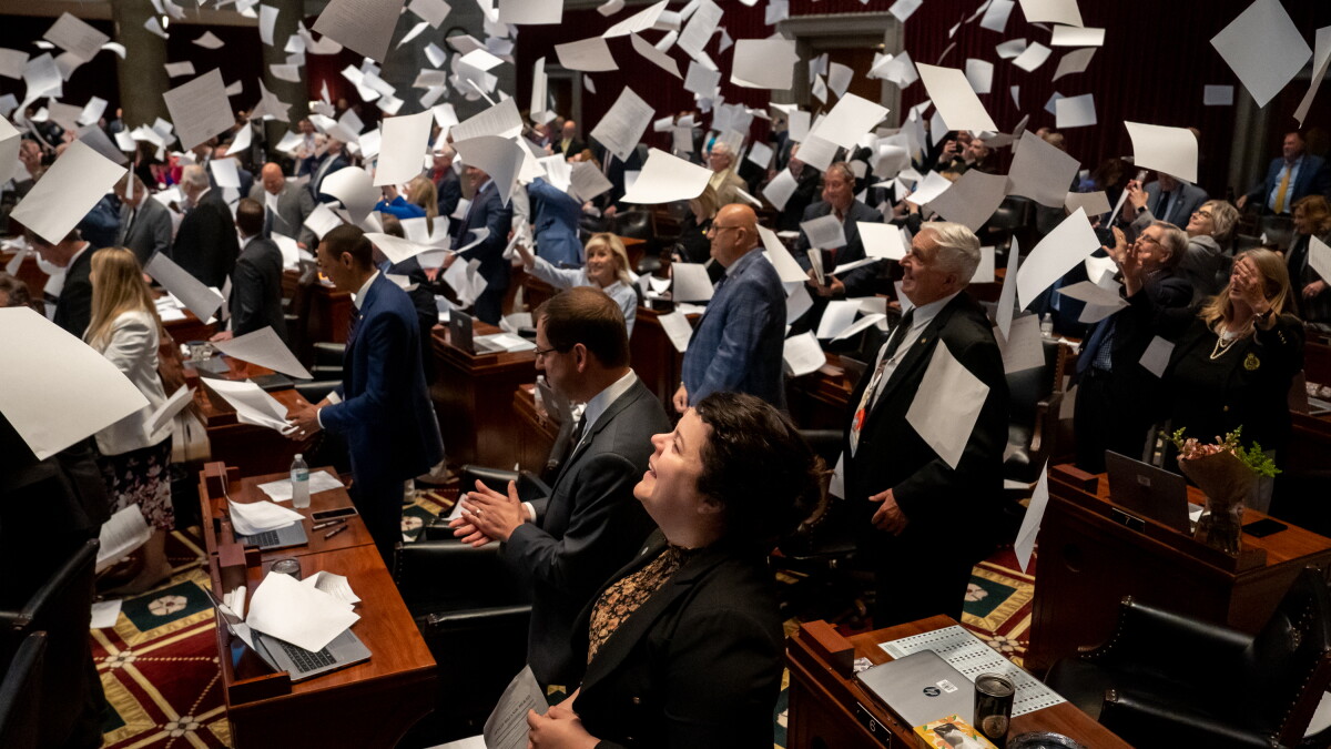 Missouri legislative session ends in flurry of GOP infighting and Democratic optimism - Vimarsana News