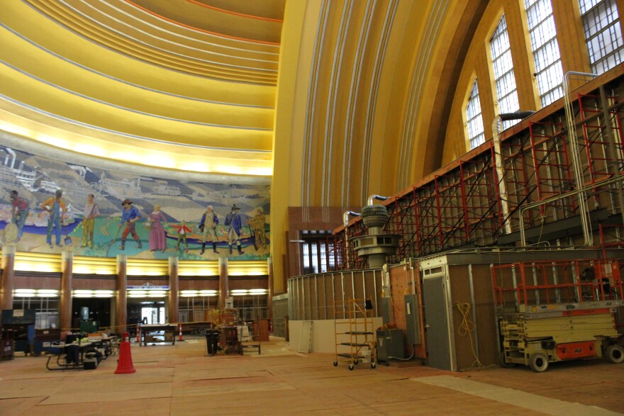 A temporary lobby was erected to allow work to happen in the rotunda and Natural History and Cincinnati History museums while keeping the Children's Museum open.