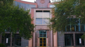 exterior of Tallahassee City Hall