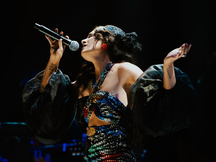 iLe Explores Boleros and Other Music at Miami’s ZeyZey