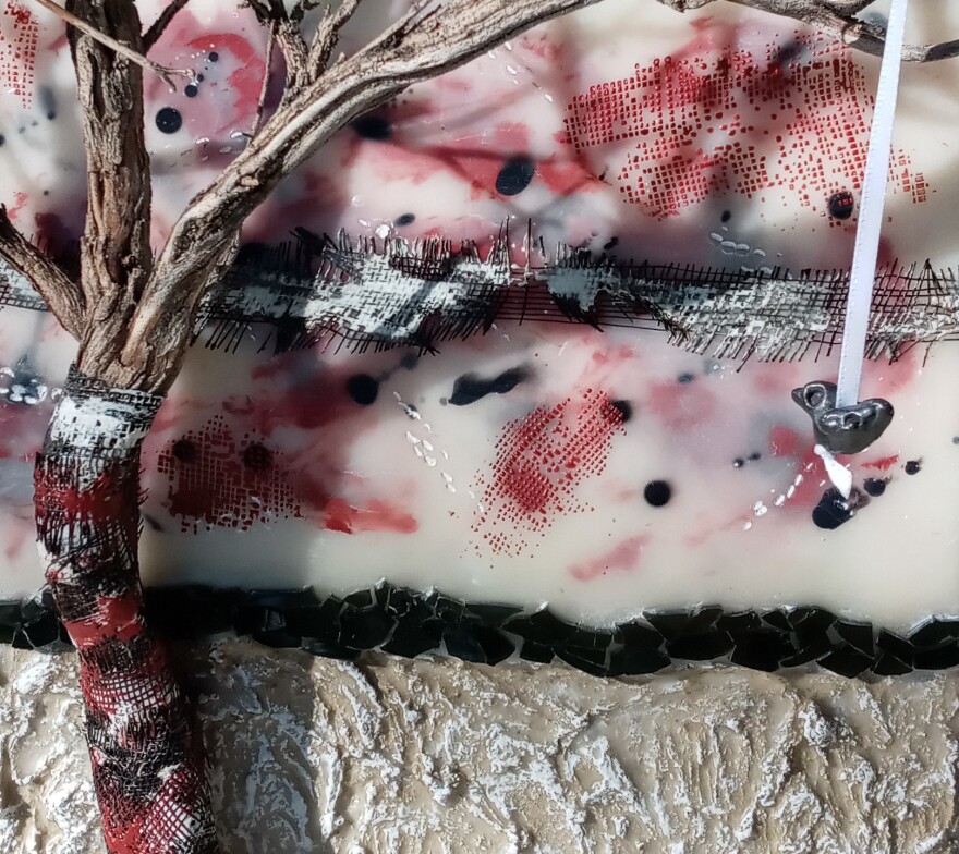 Sundyn Woolf will be exhibiting some of her encaustic paintings using objects she found in nature.