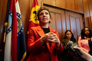 St. Louis Mayor Advocates for Balanced Data Center Development Amidst Resident Concerns