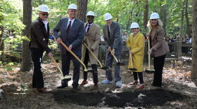 Left to right: R. Anderson Moberg, James River Architects; Ronald J. Lauster Jr., president of W.M. Jordan; Newport News Mayor Phillip Jones; Harry Wason, museum founder; Dr. Ashby Kilgore, Board of Trustees president; Rebecca Kleinhample, executive director. (Image: Laura Philion)