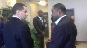 Governor Paterson talks with Tonawanda Engine plant manger Steve Finch
