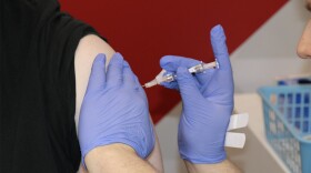 Getting a vaccine against the flu is still the best way to guard against the illness, health officials say.