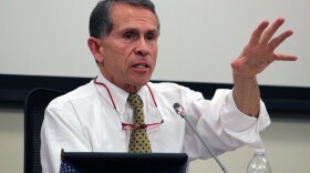 Bloomington Mayor Tari Renner