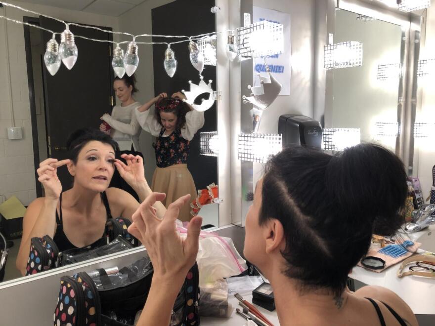 Amber Robins gets ready to perform.