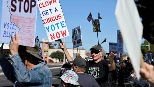 Las Cruces’ Oct. 17, 2026 featured a push for early voting amid anti-Trump sentiments.
