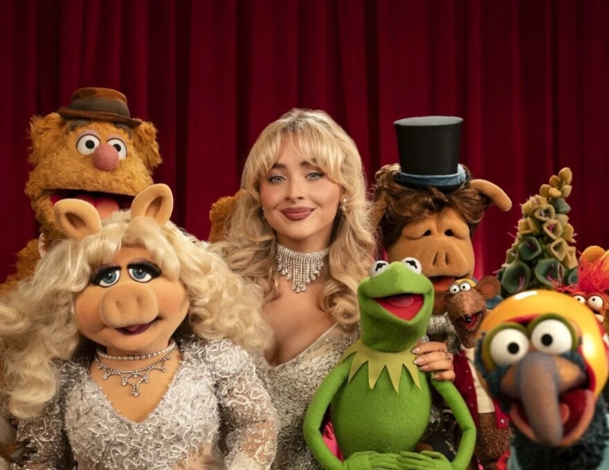 Sabrina Carpenter guest stars in the new revival of The Muppet Show, alongside Miss Piggy, Kermit the Frog and friends.