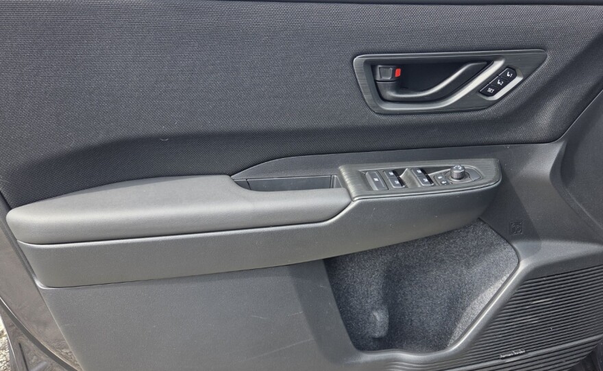 2026 Subaru Outback Limited XT door panel