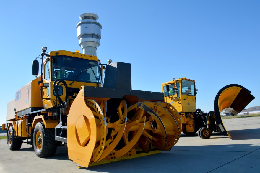 photo of snow truck