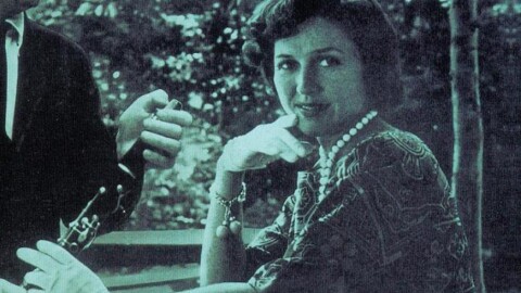 Anita O'Day's 1959 album "Cool Heat" with arranger Jimmy Giuffre is a perfect combination of her "cool school" ballad style and her "hot" bebop improvisational style.