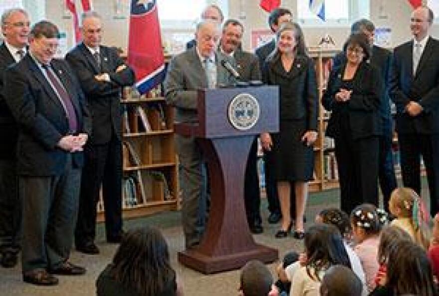 Governor Phil Bredesen at a Race to the Top press conference.