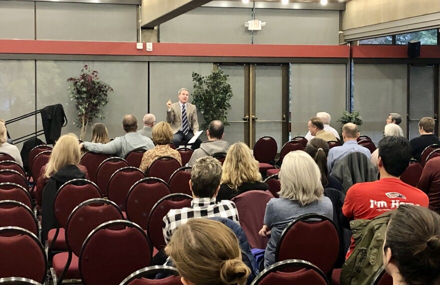 SOU President Rick Bailey addresses an audience of faculty and staff Nov. 1.