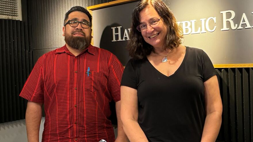 Lurana O’Malley, right, with The Conversation's Russell Subiono at Hawaiʻi Public Radio.