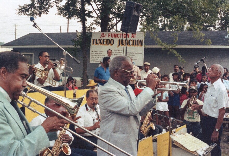 Erskine Hawkins performs with the Birmingham Heritage Band at the annual Function at the Junction in Ensley, Alabama, on July 23, 1988.