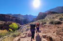 Hikers Grand Canyon sun