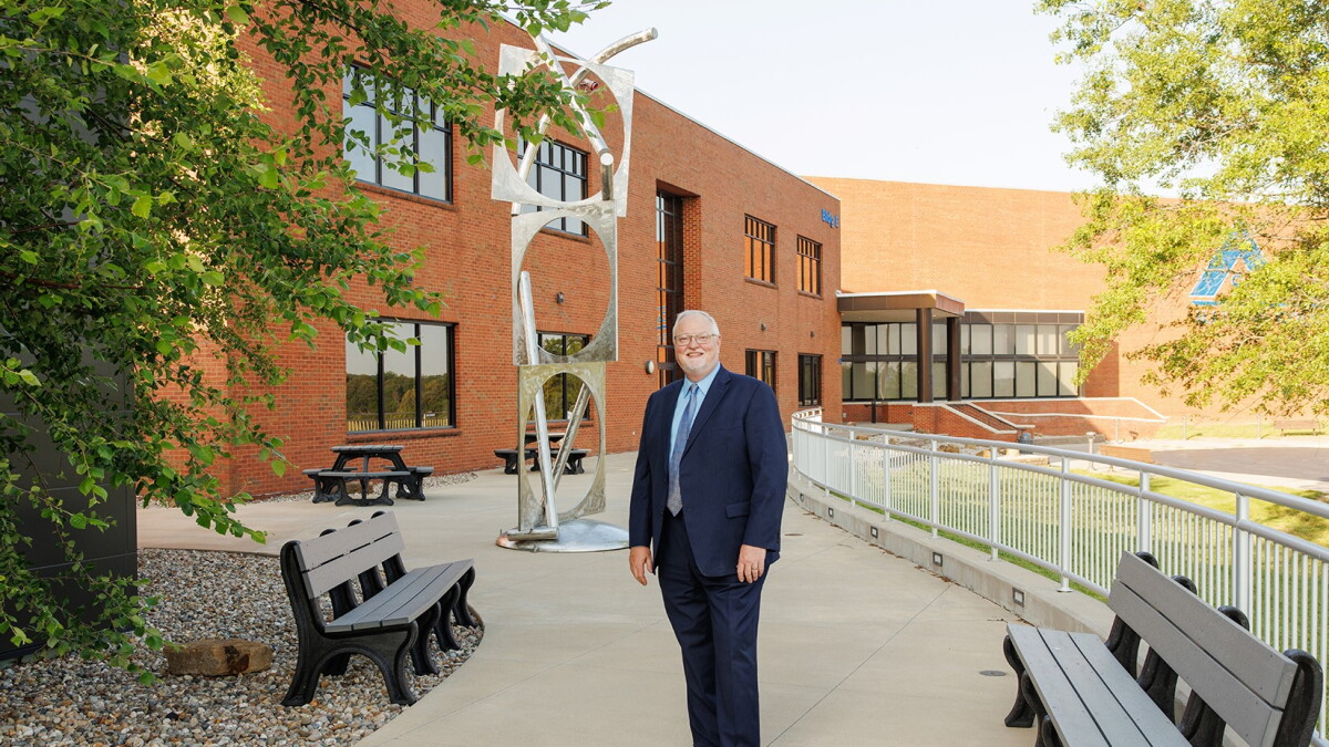 The long-time SIC president is set to retire - Vimarsana News