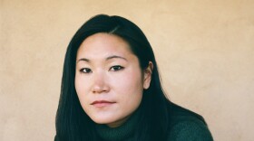 Author Anelise Chen