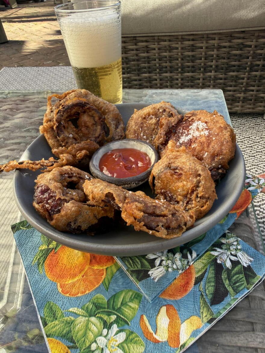 Onion rings. (Kathy Gunst/Here & Now)
