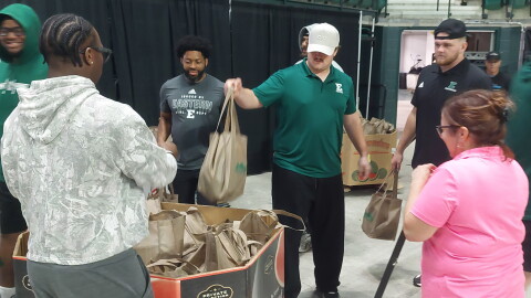 3,000 meal packs were given away at the George Gervin GameAbove Center on October 27, 2026.