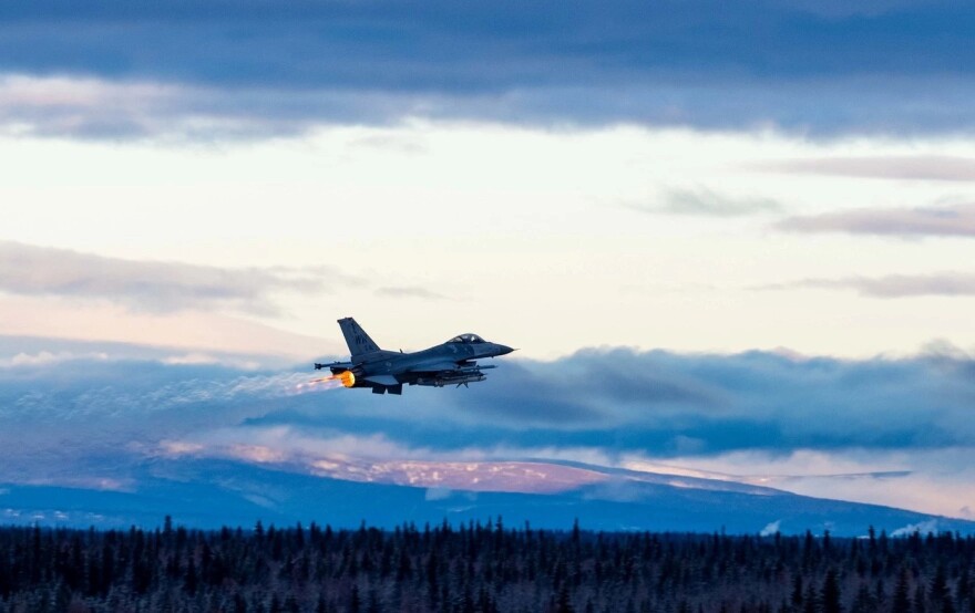 an F-16