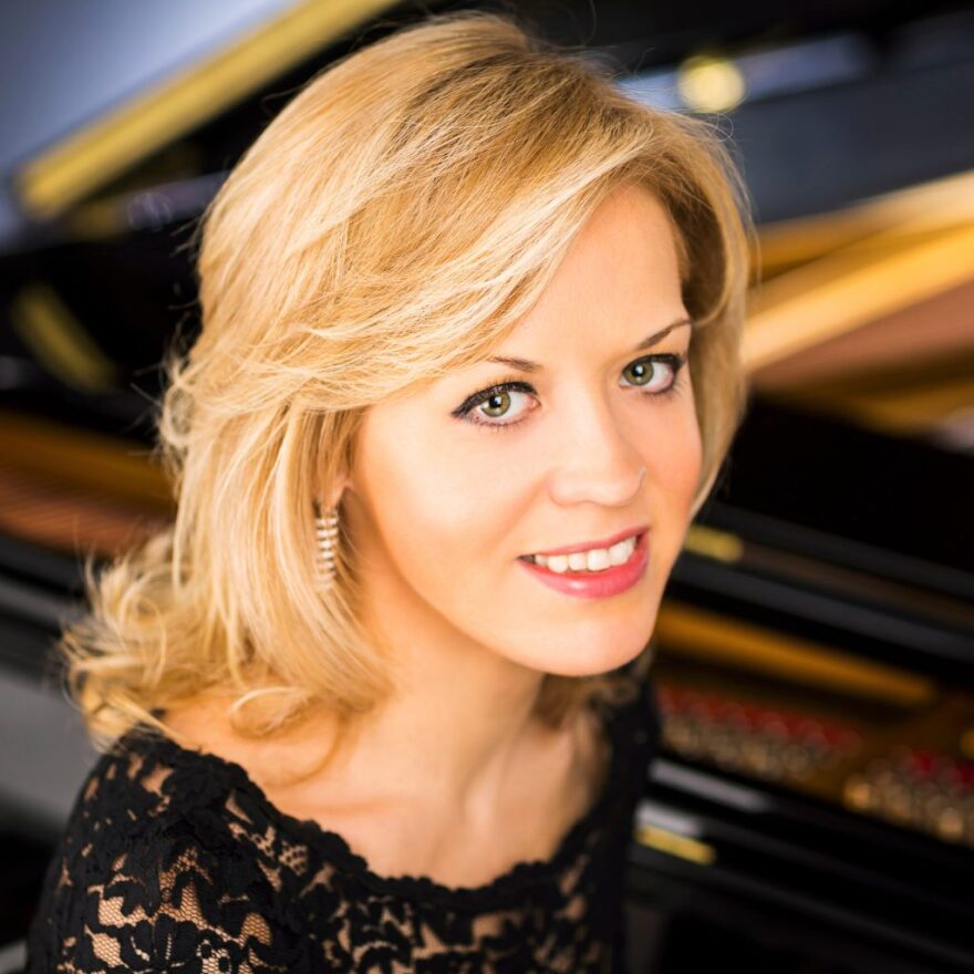 Russian pianist Olga Kern won the 2001 Cliburn competition