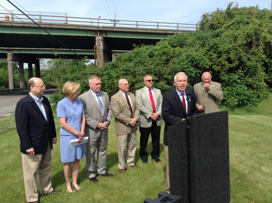 GOP lawmakers calling for more money to fix bridges like the 390 bridge over Trolley Blvd in Gates