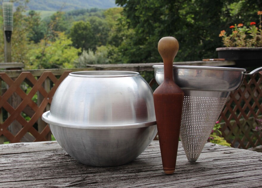 SievePestleCrop.jpg