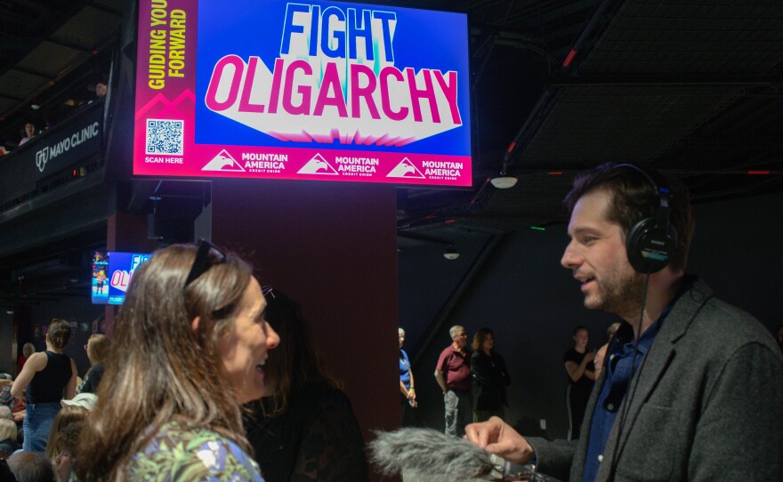 Sam Dingman interviewing Shelly at the Fighting Oligarchy Tour in Tempe.