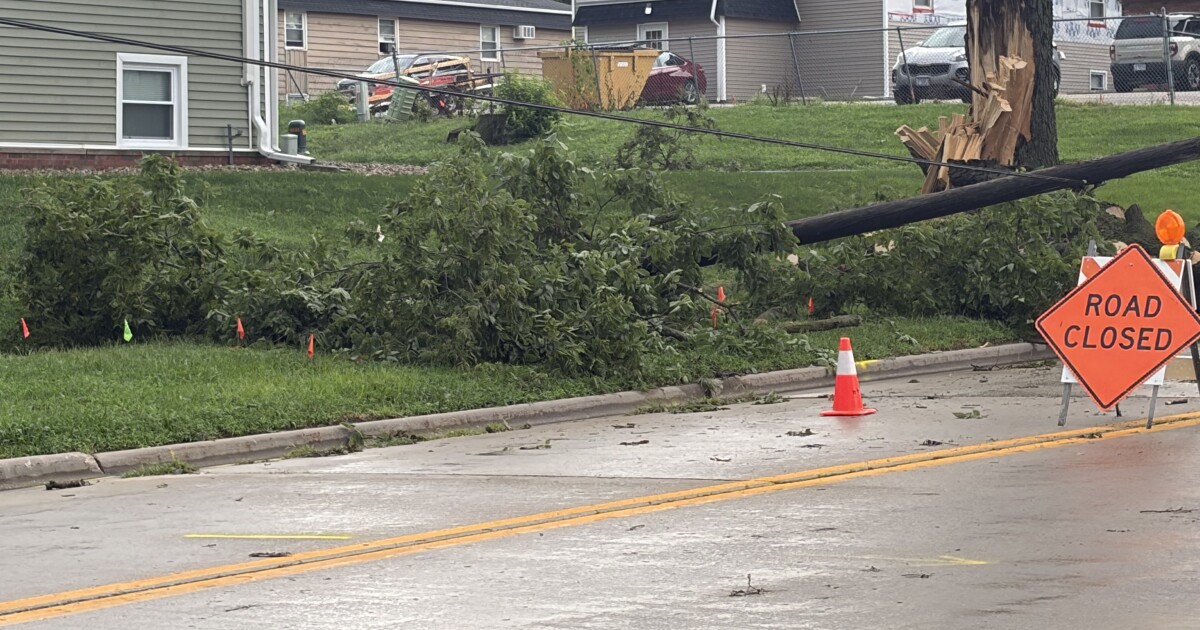 Callers deluged 911 call centers during Bloomington-Normal thunderstorms