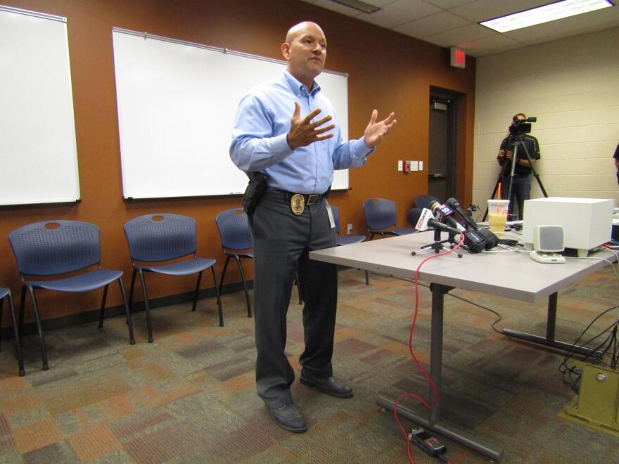 Phoenix Police Lt. Ed DeCastro