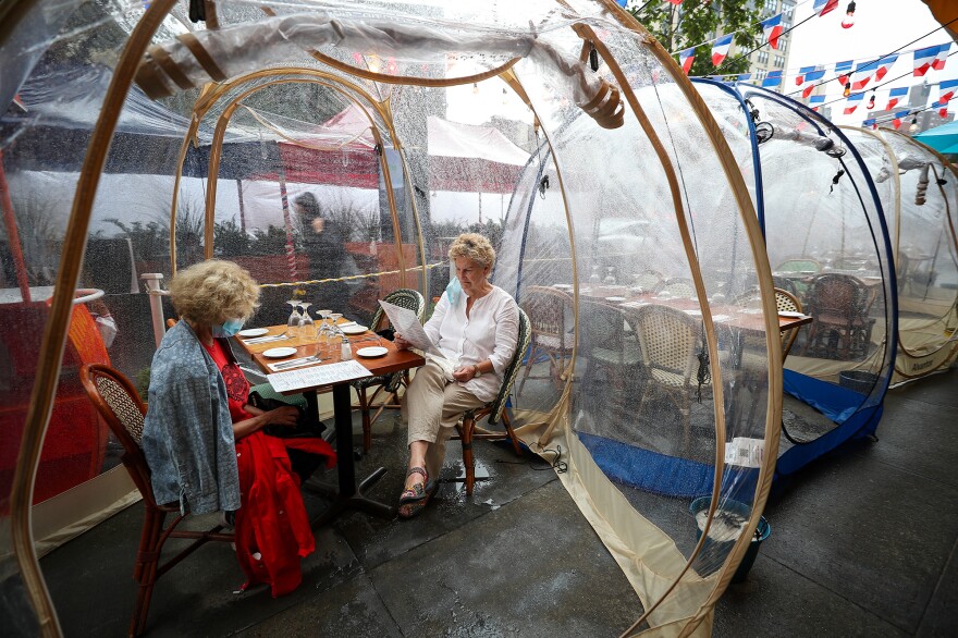 Coronavirus FAQs What s Up With Bubble Dining Should You Coronavirus FAQs What s Up With Bubble Dining Should You