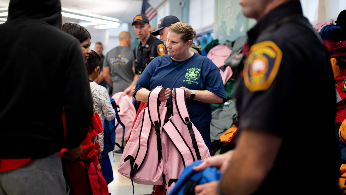 Meriden Back to School event helps families struggling with education expenses - Vimarsana News