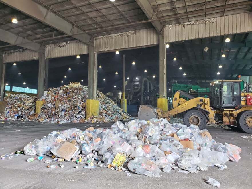 To recycle or not to recycle? That is the question | WGCU PBS