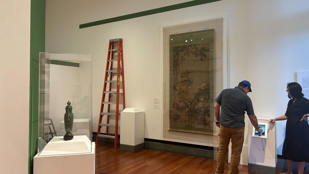 Harn Museum of Art's newest Asian exhibition tells a colorful history for all audiences to enjoy - Vimarsana News