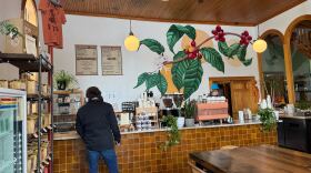 The Rising Star cafe in Hingetown.