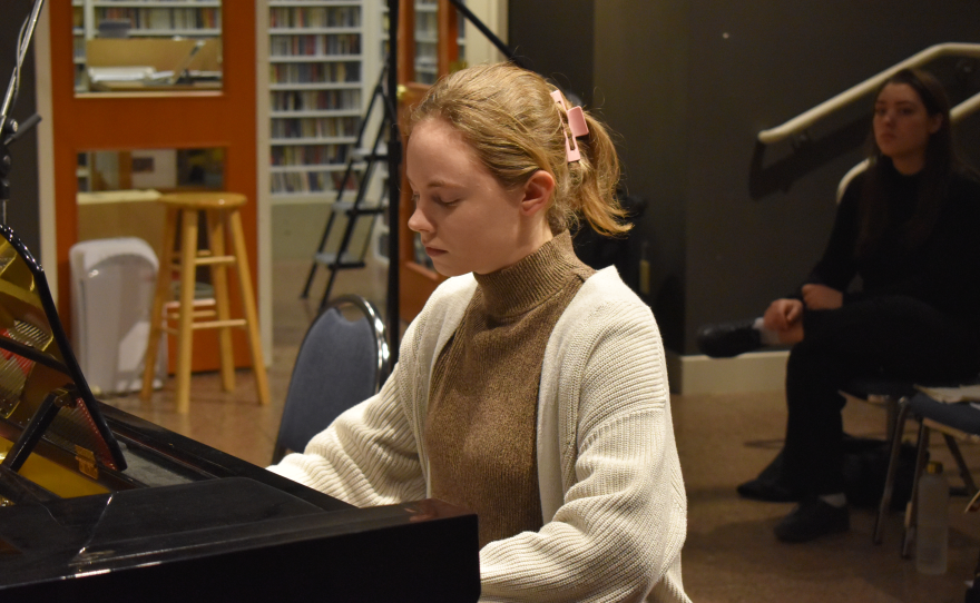 Savannah Baber plays Cancion y Danza No. III on piano