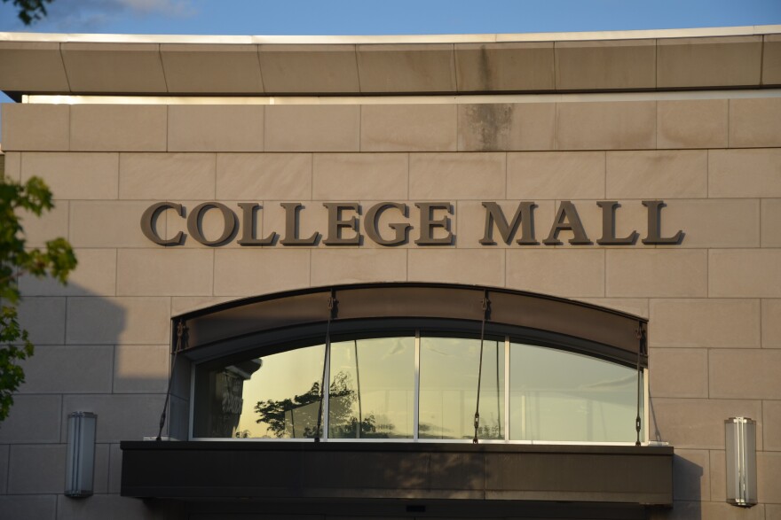 There are currently 53 stores located in the mall, including the food court.