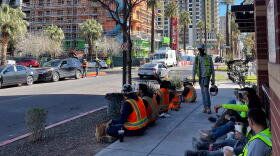 Phoenix construction workers take a break HERO