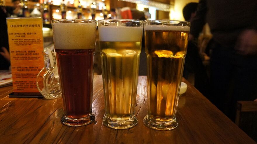 1200px-craft_beer_at_the_taedonggang_microbrewery_no._3__12329931855_.jpg