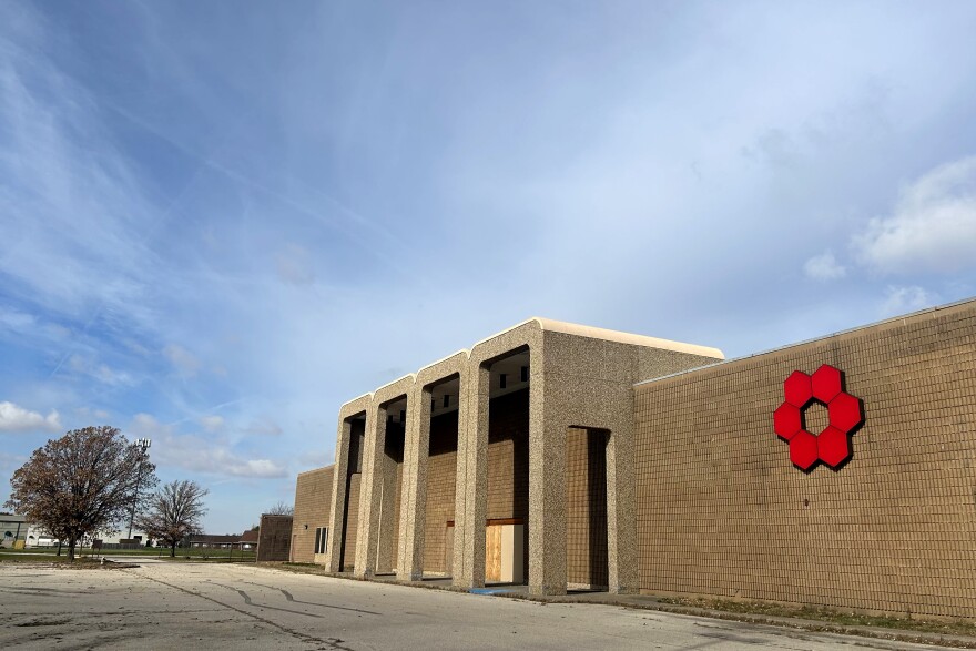 An expanded VA Clinic is planned for the former Bergner's department store.