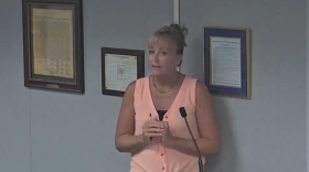 Elementary school teacher Courtney Franklin rushed over after the first day of school to urge the Lake County School Board not to close in-person school after a judge restore their authority to do that. Image: LCPS