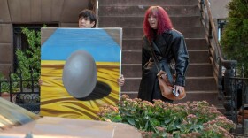 Julio Torres (left) and Tilda Swinton in "Problemista."